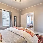 Pet-Friendly Okc Home, 3 Miles To Downtown!