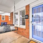 Pet-Friendly Okc Home, 3 Miles To Downtown!