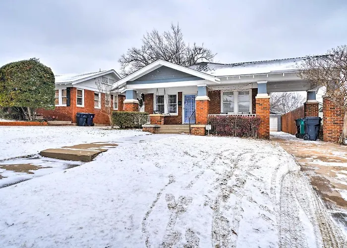 Pet-Friendly Okc Home, 3 Miles To Downtown!