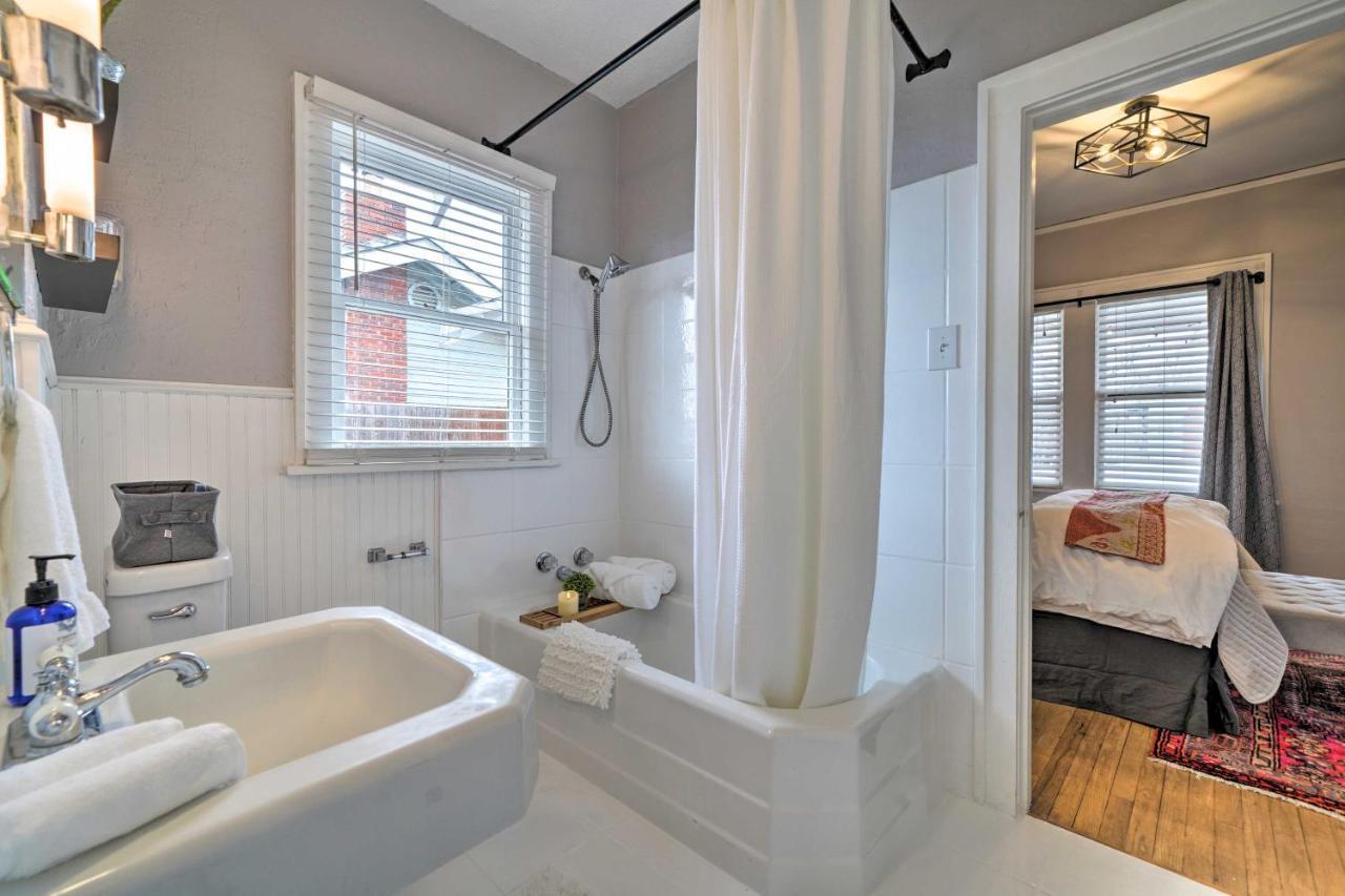Holiday home Pet-friendly Okc Home, 3 Miles To Downtown!
